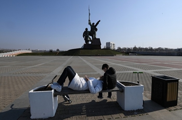 Всех прибывающих в Крым из Москвы и Петербурга хотят изолировать на 14 дней