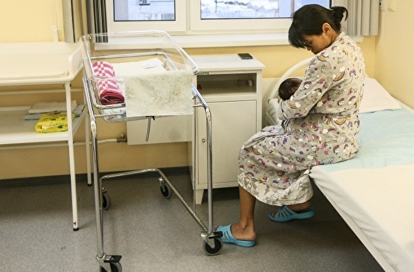 Гинеколог: ребенок от зараженной COVID-19 матери рождается здоровым