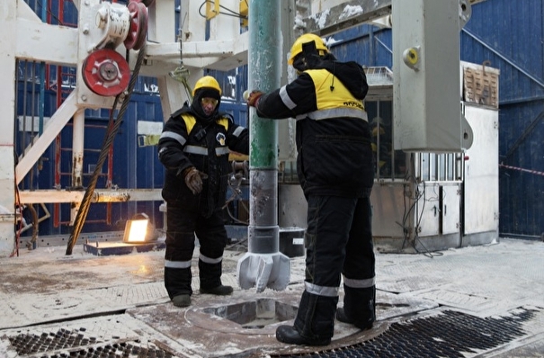 Новак: все российские НК в рамках ОПЕК+ снизят нефтедобычу на 19% от уровня февраля