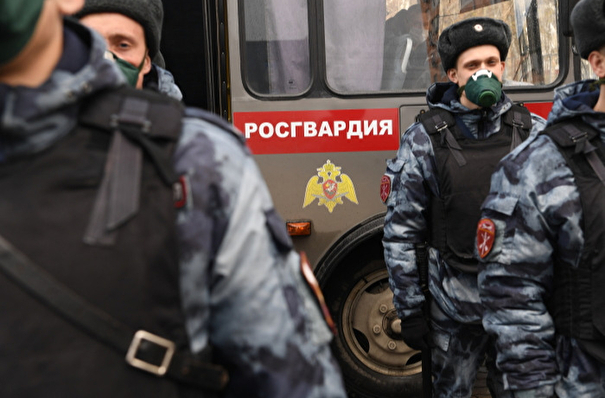 Патрулирование столицы в праздники усилено, москвичам рекомендуют находиться дома