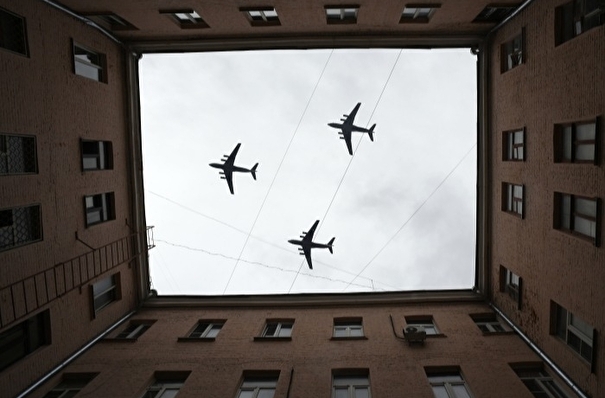 В честь 75-летия Победы парадным строем над Москвой пролетят 75 самолетов и вертолетов