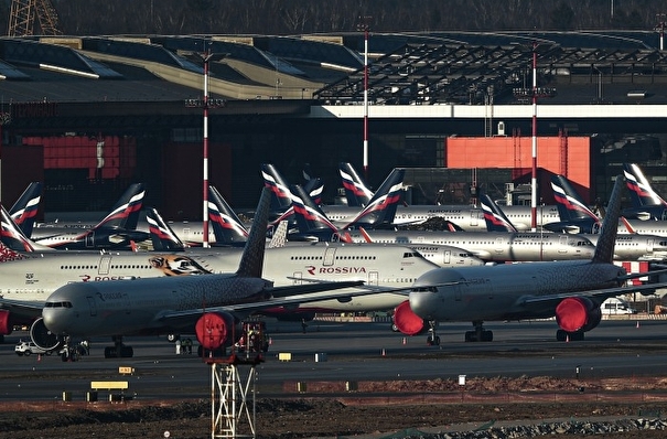 Авиакомпании РФ снизили перевозки в апреле на 92% из-за COVID-19