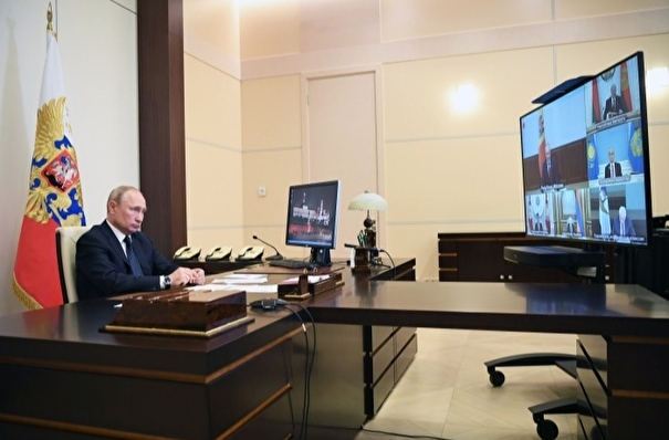 Путин призвал подготовиться к осенней волне эпидемии COVID-19