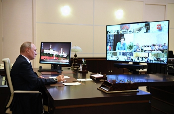 Путин: решение о прямой помощи людям в условиях COVID-19 было принципиальным