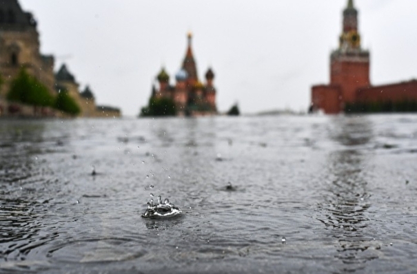 Около 185% месячной нормы осадков выпало в Москве с пятницы