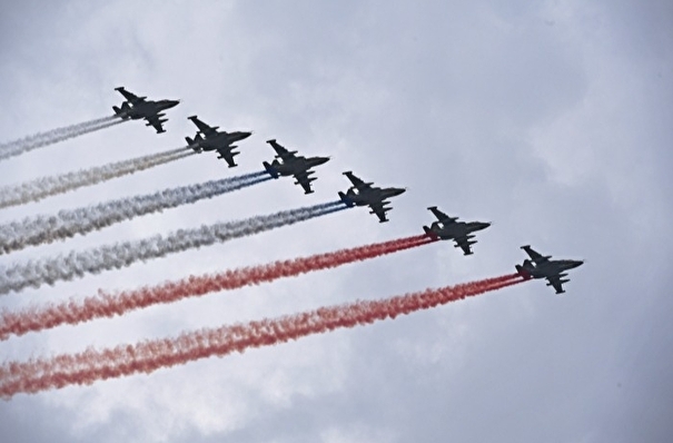 Авиация во время парада Победы пролетит 16-ю группами над Красной площадью