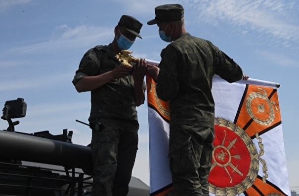 Военные в Москве начали готовить технику к параду 24 июня