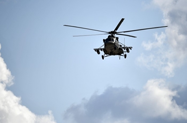 Вертолет совершил жесткую посадку в Ростовской области