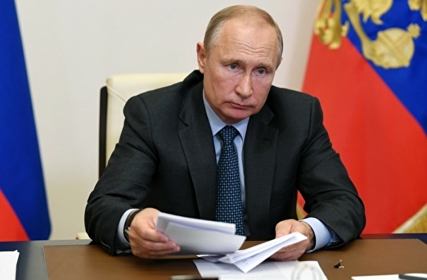 Путин считает успешными меры поддержки экономики и граждан в период пандемии