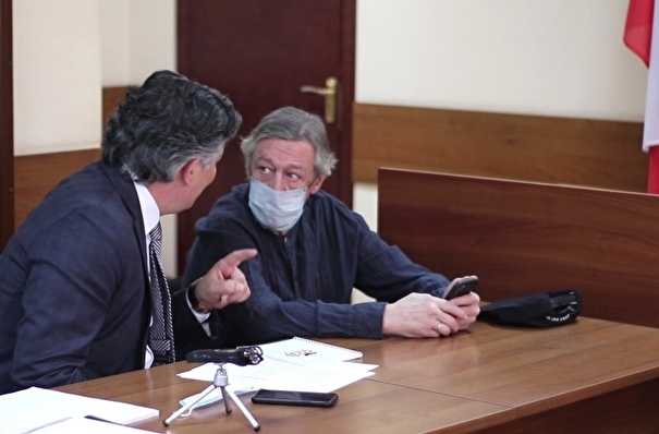 Ефремов в суде отказался признать вину в смертельной автоаварии