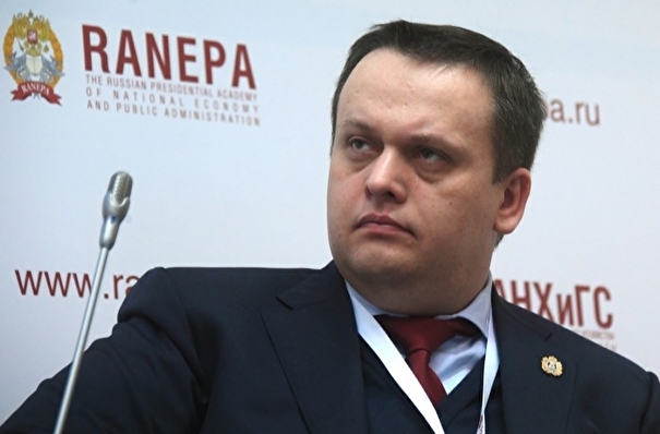 Доходы новгородского губернатора за год выросли до 3,4 млн рублей