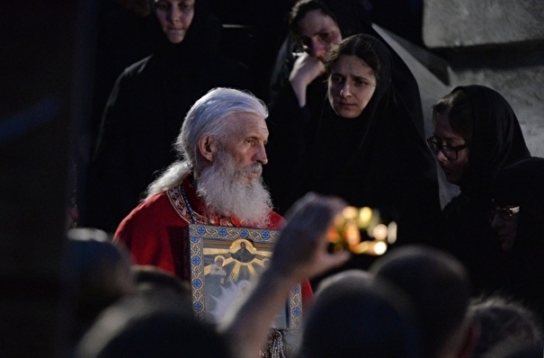 Екатеринбургская епархия считает, что в Среднеуральском монастыре могут с искажениями довести до верующих указ правящего архиерея о переводе насельниц