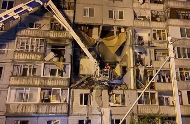 В результате взрыва в доме в Ярославле пострадали 4 человека, 3 погибли