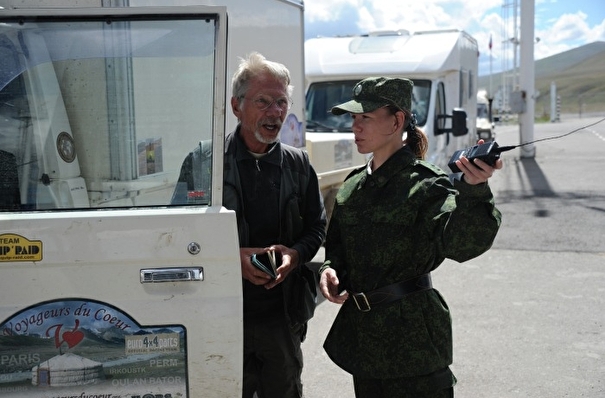 Монголия частично закрывает пункты пропуска на границе с Россией