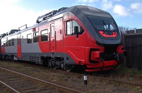 Три железнодорожных рельсобуса доставили из Москвы на Сахалин