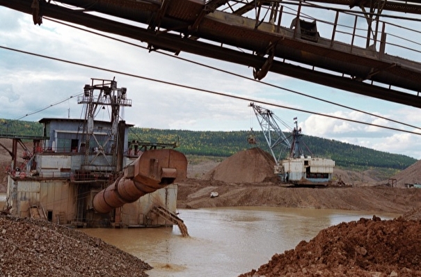 Сотрудники золотодобывающей компании ответят за загрязнение реки на Алтае