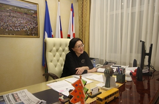 Гордума Якутска приняла отставку мэра города Сарданы Авксентьевой
