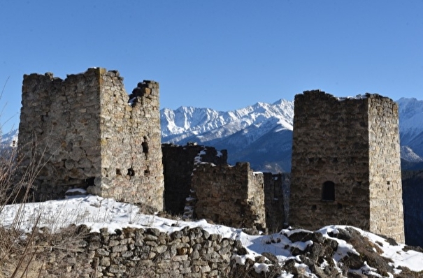 Древние башни в Ингушетии оснастят камерами видеонаблюдения для защиты от вандалов