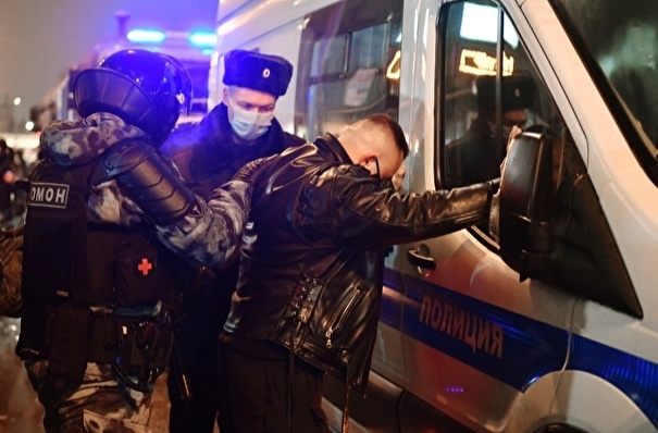 Более 1 тыс. человек задержано на субботней акции в Москве - омбудсмен Потяева