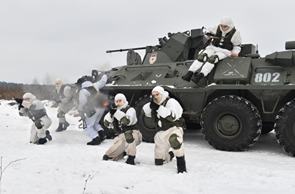 Учения в шести регионах РФ начал Западный военный округ