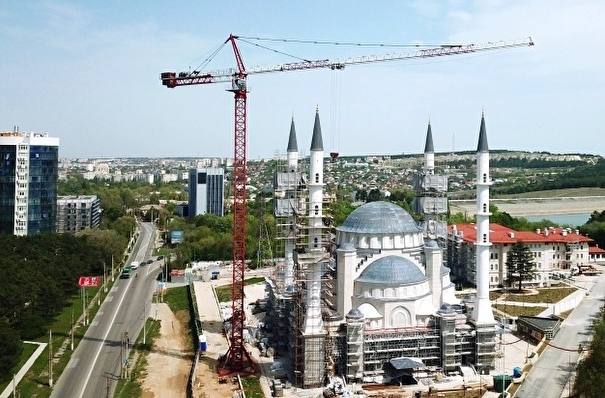 Соборная мечеть в Симферополе будет достроена в срок, заверил Путин мусульман Крыма