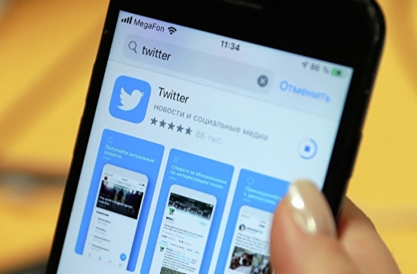 Роскомнадзор: Twitter начал удалять запрещенный в РФ контент, но темпы недостаточны