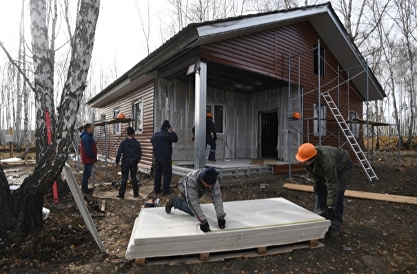 Минфин РФ предложил распространить семейную ипотеку на строительство частных домов