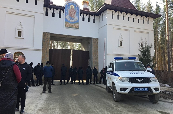 Насельники Среднеуральского монастыря должны покинуть его территорию по решению суда