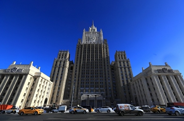 В МИД РФ предупреждают Прагу о последствиях в связи с высылкой 18 российских дипломатов