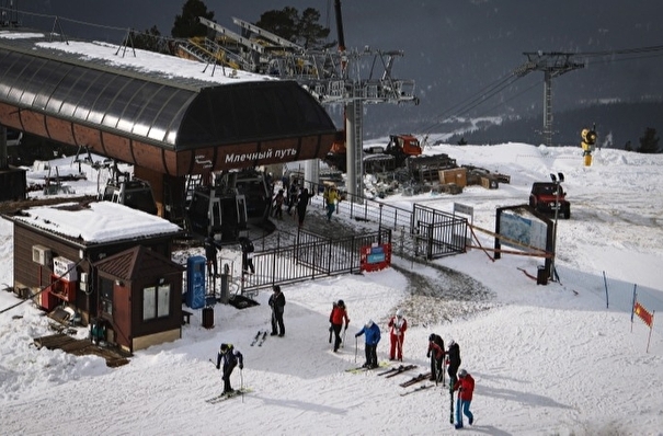 Турпоток на курорт "Архыз" за горнолыжный сезон вырос почти на 70%