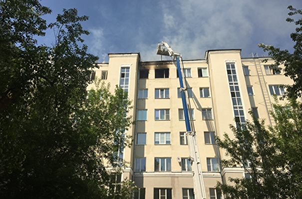 МЧС: пожар в многоэтажке в Екатеринбурге локализован - МЧС