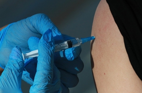 Более 50 тыс. доз вакцины поступило в Брянскую область