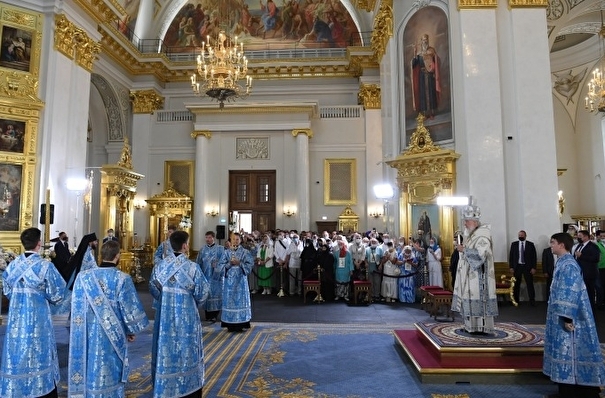 Патриарх Кирилл освятил возрожденный собор Казанской иконы Божьей Матери в Казани