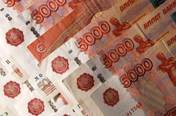 Кураторы учебных групп в техникумах и колледжах с сентября будут получать надбавку в 5 тыс. руб.