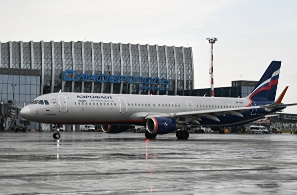 Ливень привел к задержке рейсов в аэропорту Крыма
