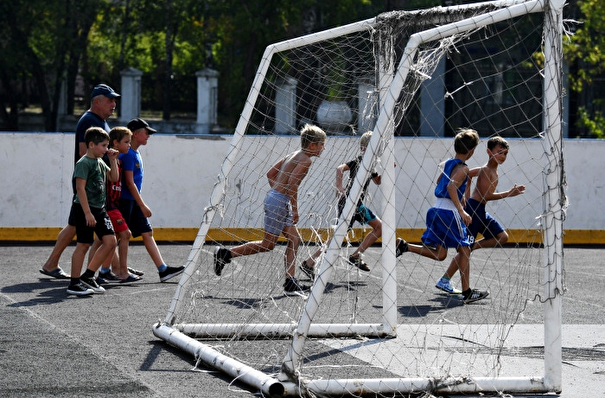 Урок футбола ввели в 150 школах восьми регионов РФ с 1 сентября
