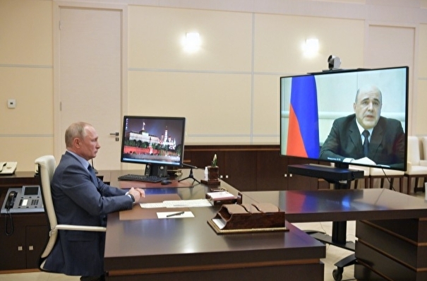 Путин призвал правительство сохранить рабочий настрой в контактах с парламентом