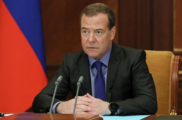 Медведев призвал к тщательному расследованию совершаемых в уголовно-исполнительной системе преступлений