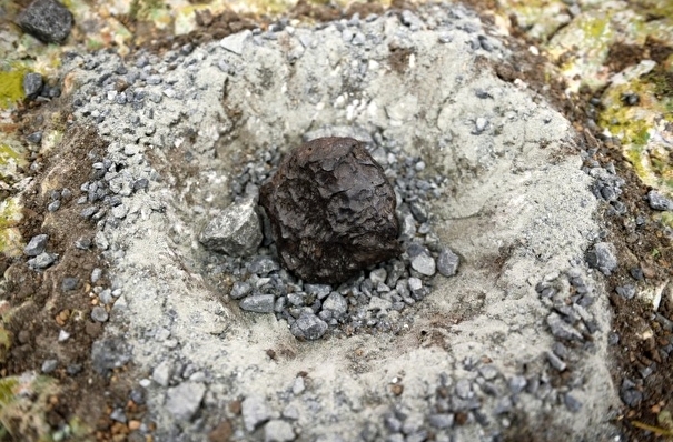 Упавший в Татарстане метеорит опасности не представлял - ученый