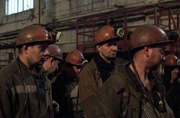 70 из 115 горнорабочих выведено на поверхность из шахты в Кемеровской области - СКР