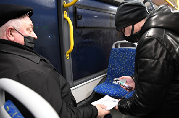 До 50% снизился пассажиропоток на некоторых маршрутах в Казани после введения QR-кодов - эксперт
