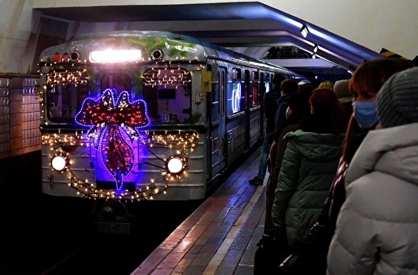 Собянин: пассажирский транспорт Москвы будет бесплатным в новогоднюю ночь