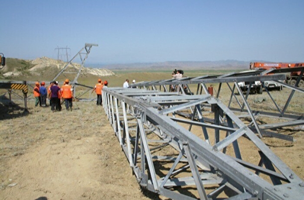 В Дагестане начнутся масштабные мероприятия по обеспечению населения газом и светом – Меликов