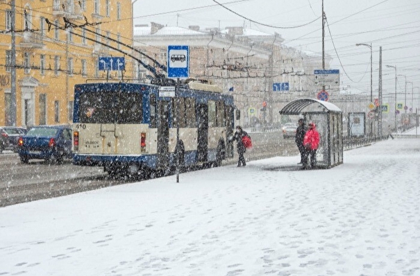 Электротранспорт частично прекратил работу в Екатеринбурге из-за аварии на подстанции