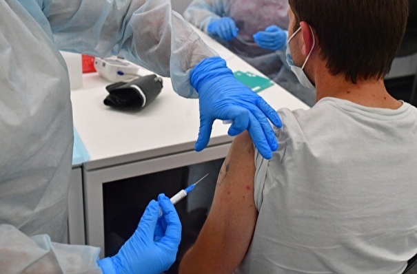 Темпы вакцинации от коронавируса на Кубани снизились - эксперт
