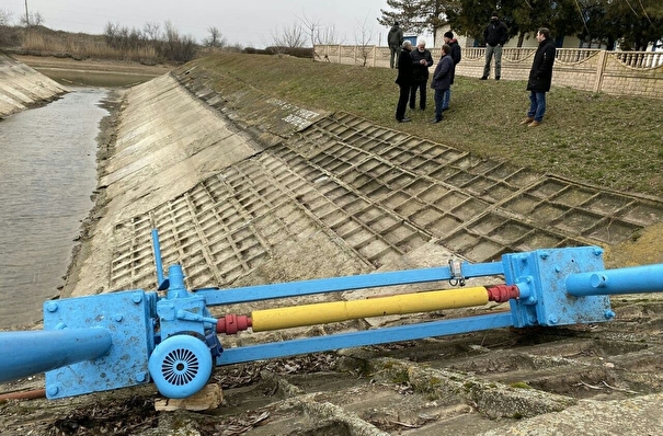 Глава Крыма оценил в две недели расчистку Северо-Крымского канала на Украине
