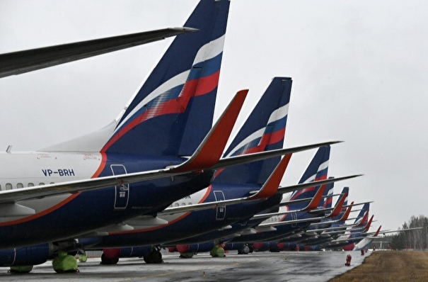 Правительство РФ поможет авиакомпаниям сохранить парк иностранных самолетов - Мишустин
