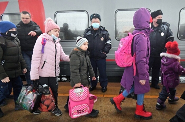 Очередной поезд с беженцами из Донбасса прибыл в Самарскую область