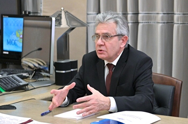 Российские ученые должны поддерживать научные связи с зарубежными коллегами - президент РАН