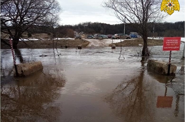 Одиннадцать дорог подтоплено в Калужской области в результате паводка